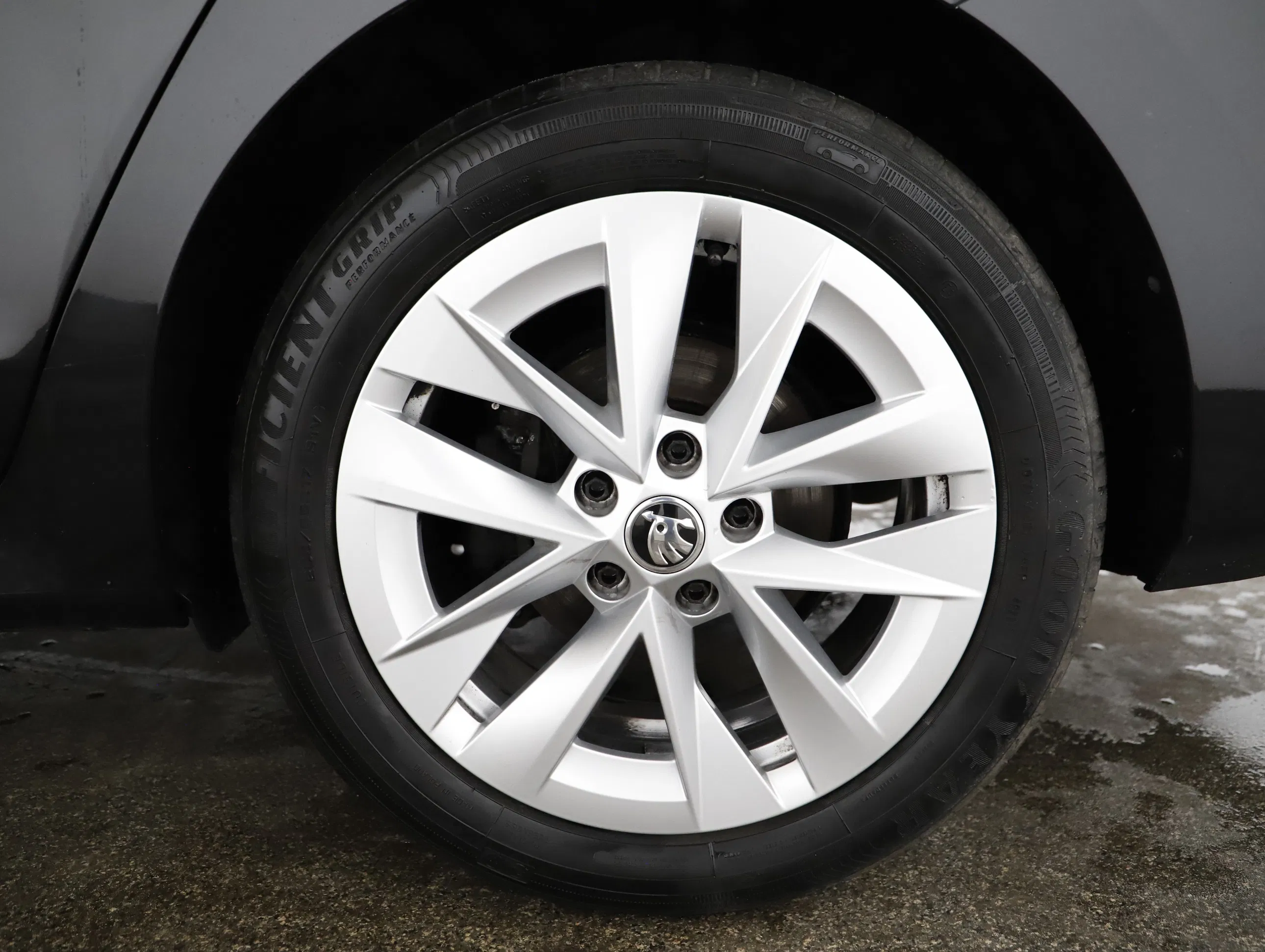 Skoda Octavia Combi 2.0 TDI 4x4 Style | Bild 20 von 22
