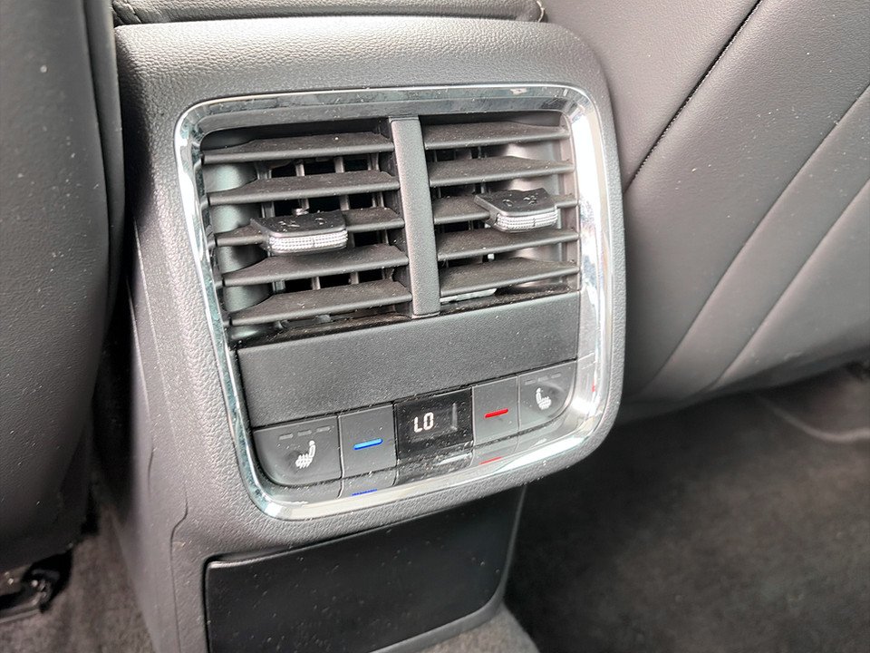Skoda Octavia Combi 2.0 TDI 4x4 Scout | Bild 19 von 24