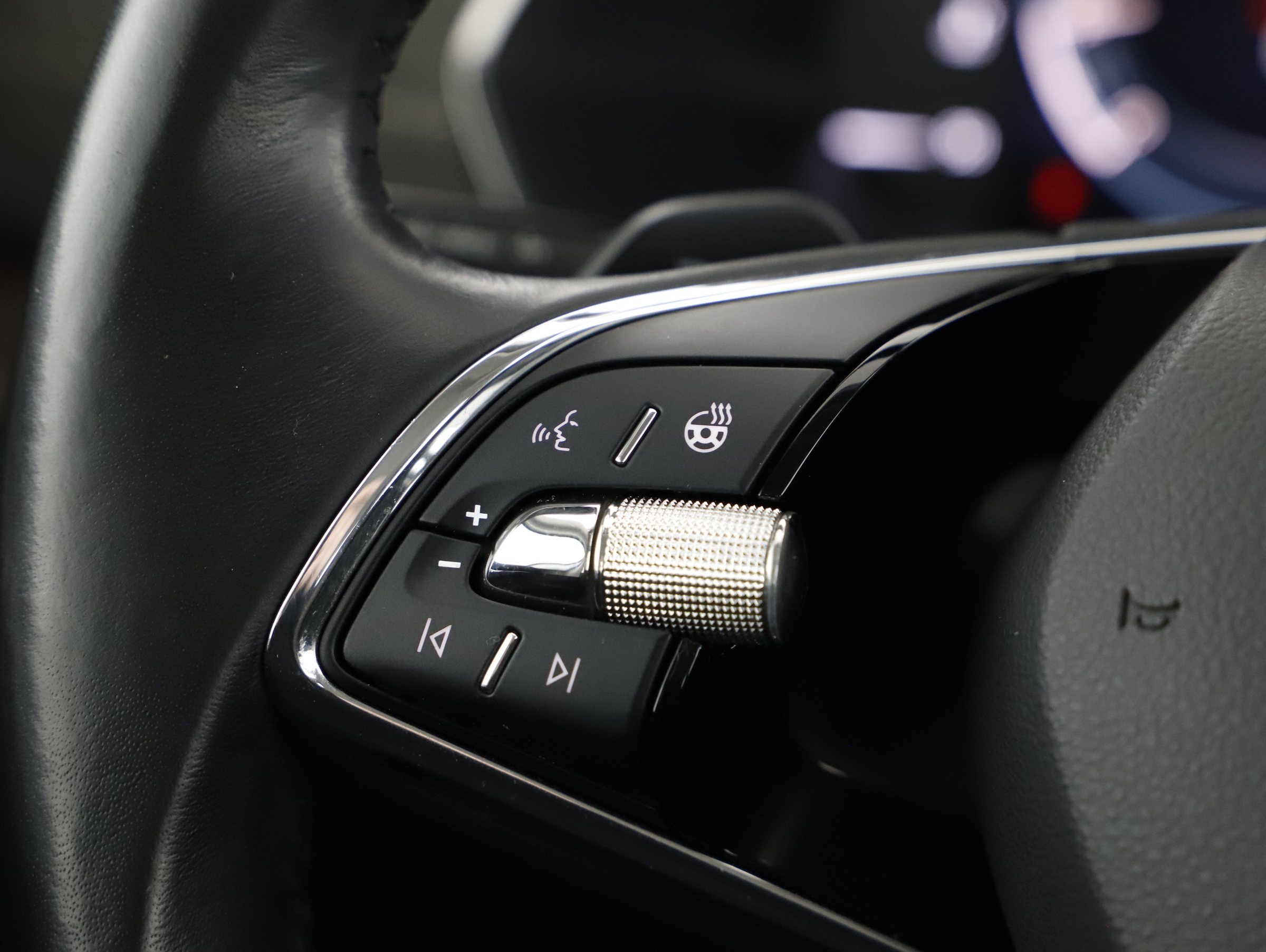 Skoda Octavia Combi 2.0TDI 4x4 Scout DSG | Bild 12 von 23