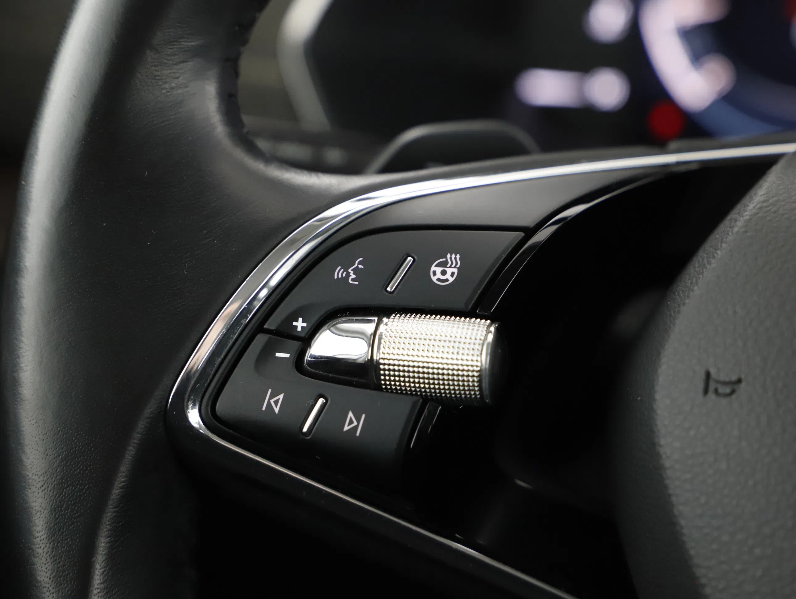 Skoda Octavia Combi 2.0TDI 4x4 Scout DSG | Bild 12 von 23