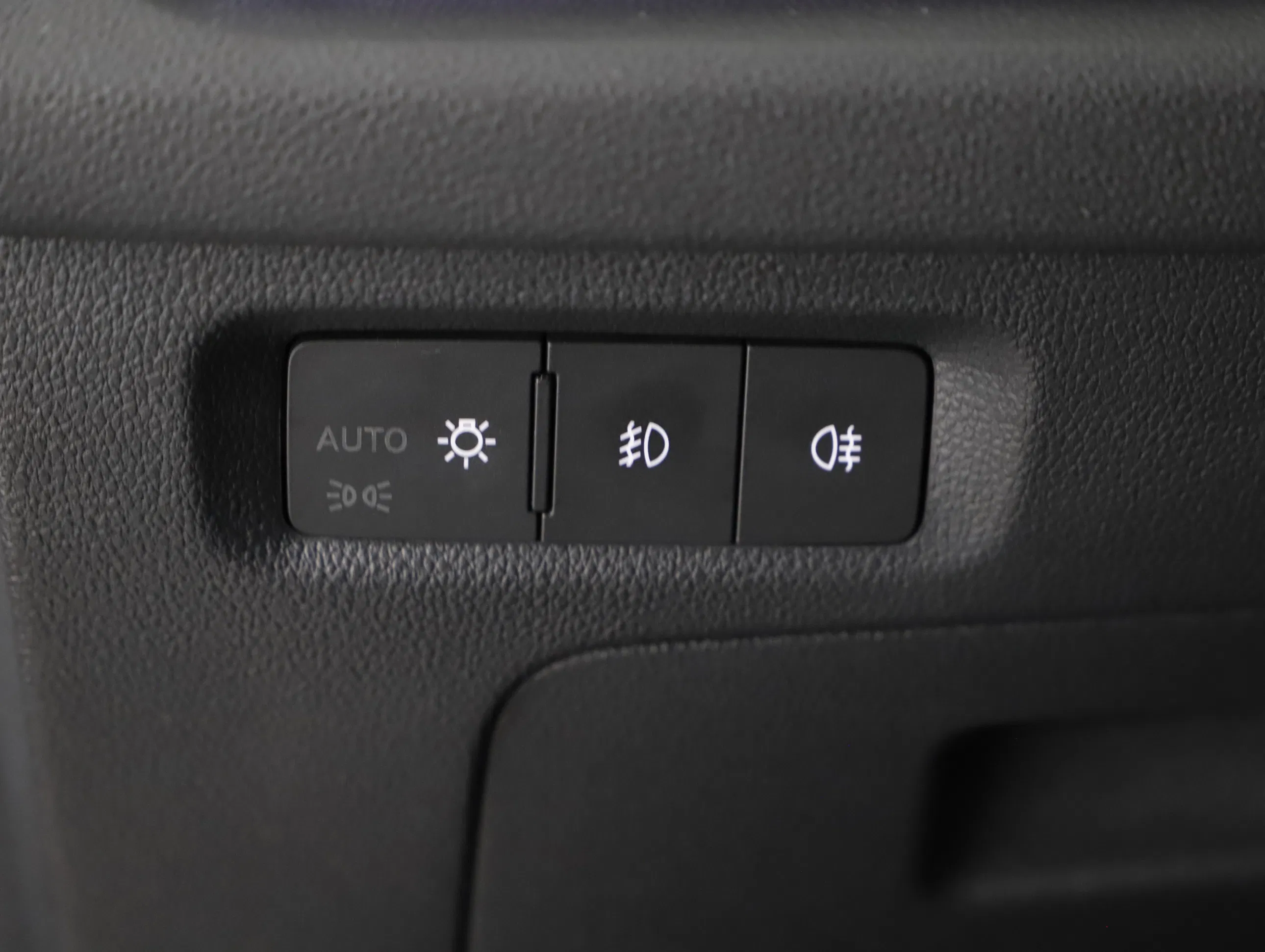 Skoda Octavia Combi 2.0TDI 4x4 Scout DSG | Bild 14 von 23