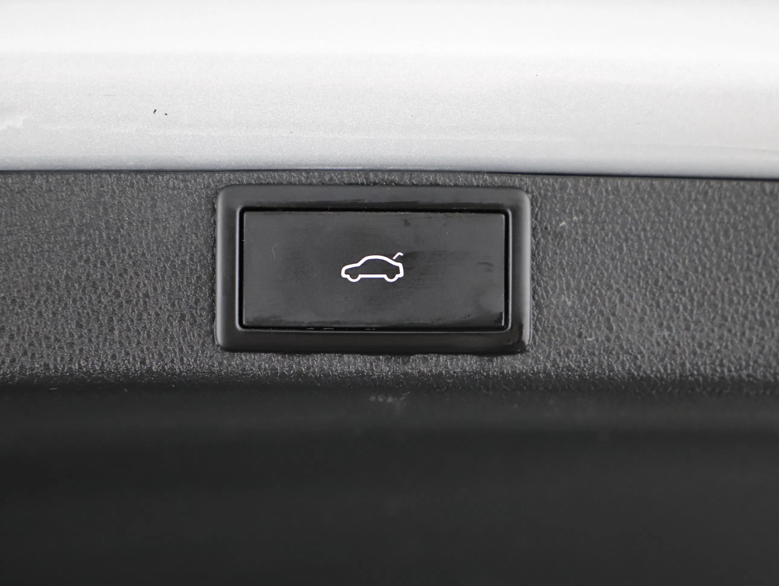 Skoda Octavia Combi 2.0TDI 4x4 Scout DSG | Bild 18 von 23