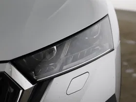 Skoda Octavia Combi 2.0TDI 4x4 Scout DSG | Thumbnail 21 von 23