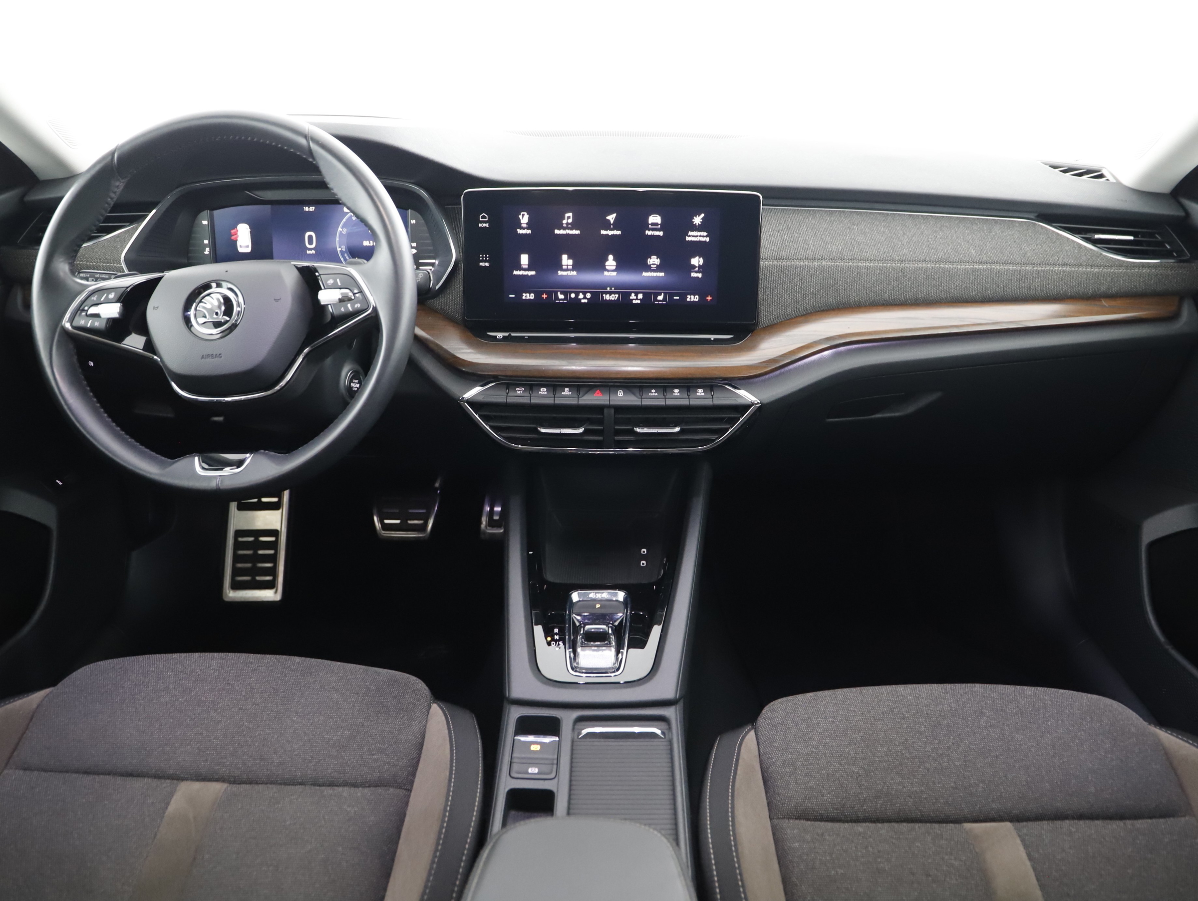 Skoda Octavia Combi 2.0TDI 4x4 Scout DSG | Bild 4 von 23