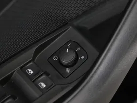 Skoda Octavia Combi 2.0 TDI 4x4 Scout | Thumbnail 18 von 20