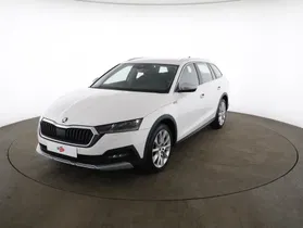 Skoda Octavia Combi 2.0 TDI 4x4 Scout | Thumbnail 1 von 20