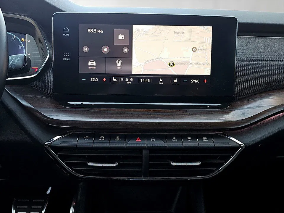 Skoda Octavia Combi 2.0TDI Scout 4X4 DSG | Bild 14 von 22