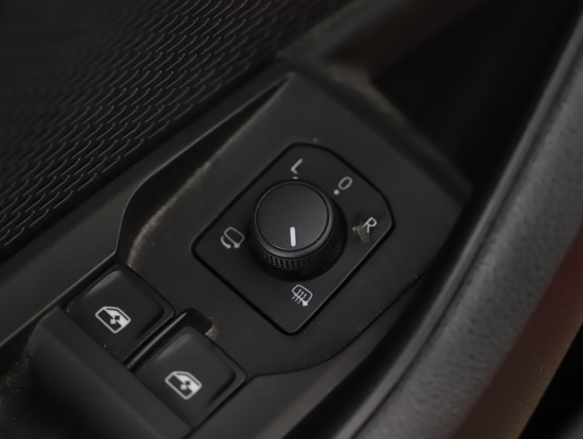 Skoda Octavia Combi 2.0TDI Scout 4X4 DSG | Bild 17 von 25