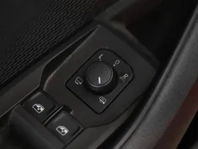 Skoda Octavia Combi 2.0TDI Scout 4X4 DSG | Thumbnail 17 von 25