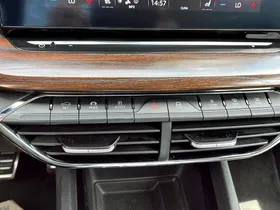 Skoda Octavia Combi 2.0 TDI 4x4 Scout | Thumbnail 9 von 23