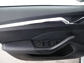 Skoda Octavia Combi 2.0 TDI Scout | Thumbnail 24 von 27