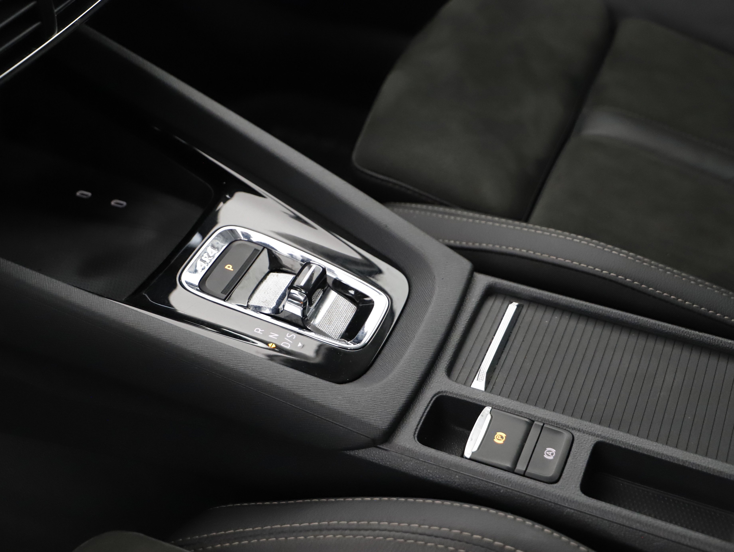 Skoda Octavia Combi 2.0 TDI Scout | Bild 12 von 27