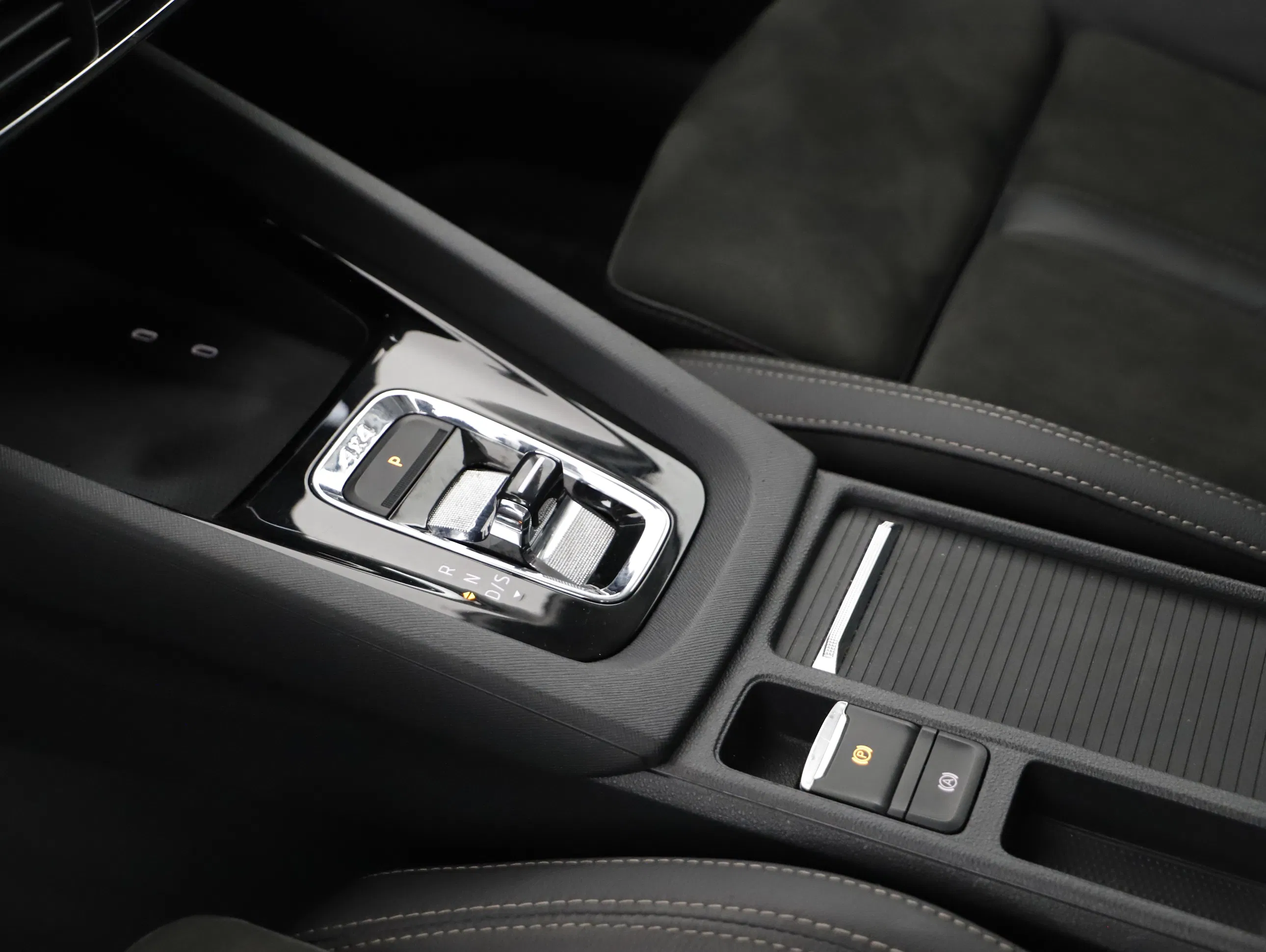 Skoda Octavia Combi 2.0 TDI Scout | Bild 12 von 27