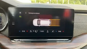 Skoda Octavia Combi 2.0 TDI 4x4 Scout | Thumbnail 19 von 27