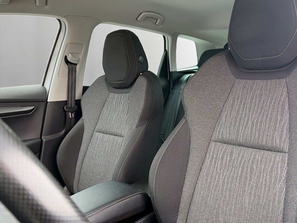 Skoda Karoq 2.0 TDI 4x4 Style SC | Bild 8 von 25