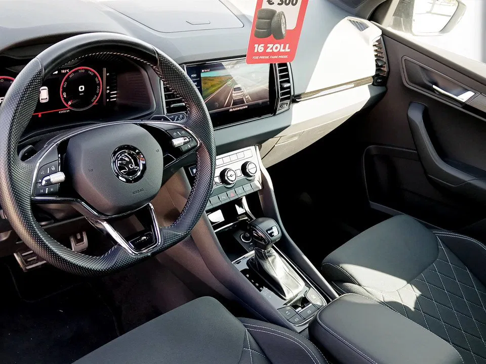 Skoda Karoq 2.0 TDI 4x4 Sportline | Bild 8 von 22
