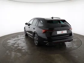 Skoda Octavia Combi 2.0 TDI 4x4 RS | Thumbnail 19 von 23