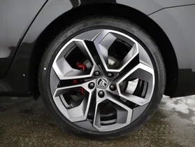 Skoda Octavia Combi 2.0 TDI 4x4 RS | Thumbnail 22 von 23