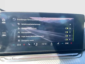 Skoda Octavia Combi 2.0 TDI RS | Thumbnail 17 von 29