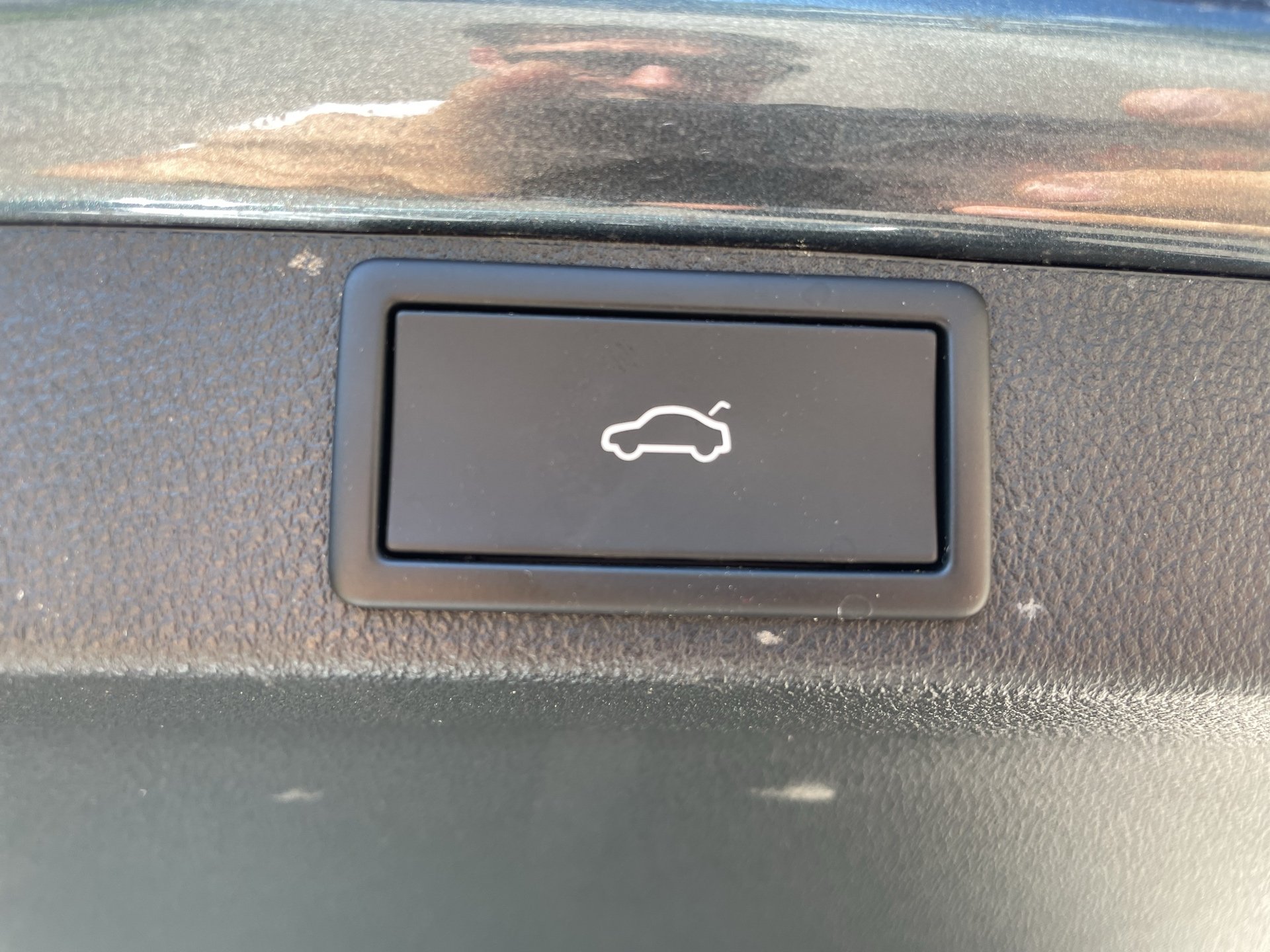 Skoda Octavia Combi 2.0 TDI RS | Bild 26 von 29