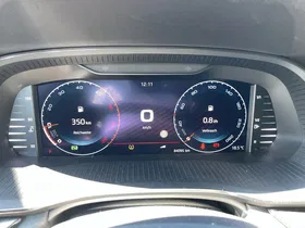 Skoda Octavia Combi 2.0 TDI RS | Thumbnail 10 von 29