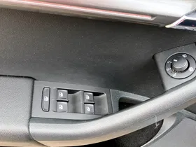 Skoda Octavia Combi 2.0 TDI 4X4 Style DSG | Thumbnail 11 von 28