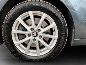 Skoda Octavia Combi 2.0 TDI 4X4 Style DSG | Thumbnail 8 von 28