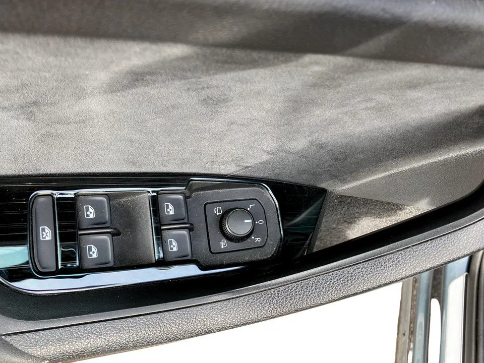 Skoda Kodiaq 2.0 TDI 4x4 Sportl. | Bild 17 von 19