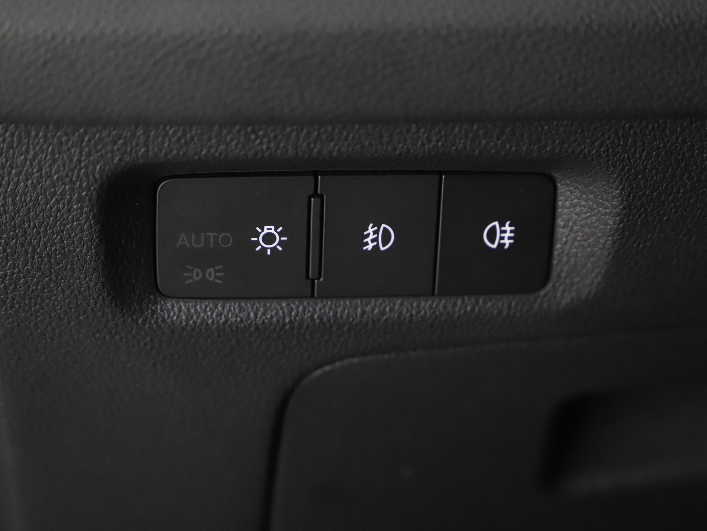 Skoda Octavia Combi Scout 4X4 2.0 TDI DSG | Bild 14 von 23