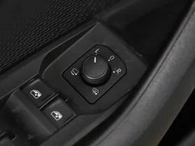 Skoda Octavia Combi Scout 4X4 2.0 TDI DSG | Thumbnail 16 von 23