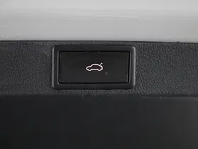 Skoda Octavia Combi Scout 4X4 2.0 TDI DSG | Thumbnail 18 von 23