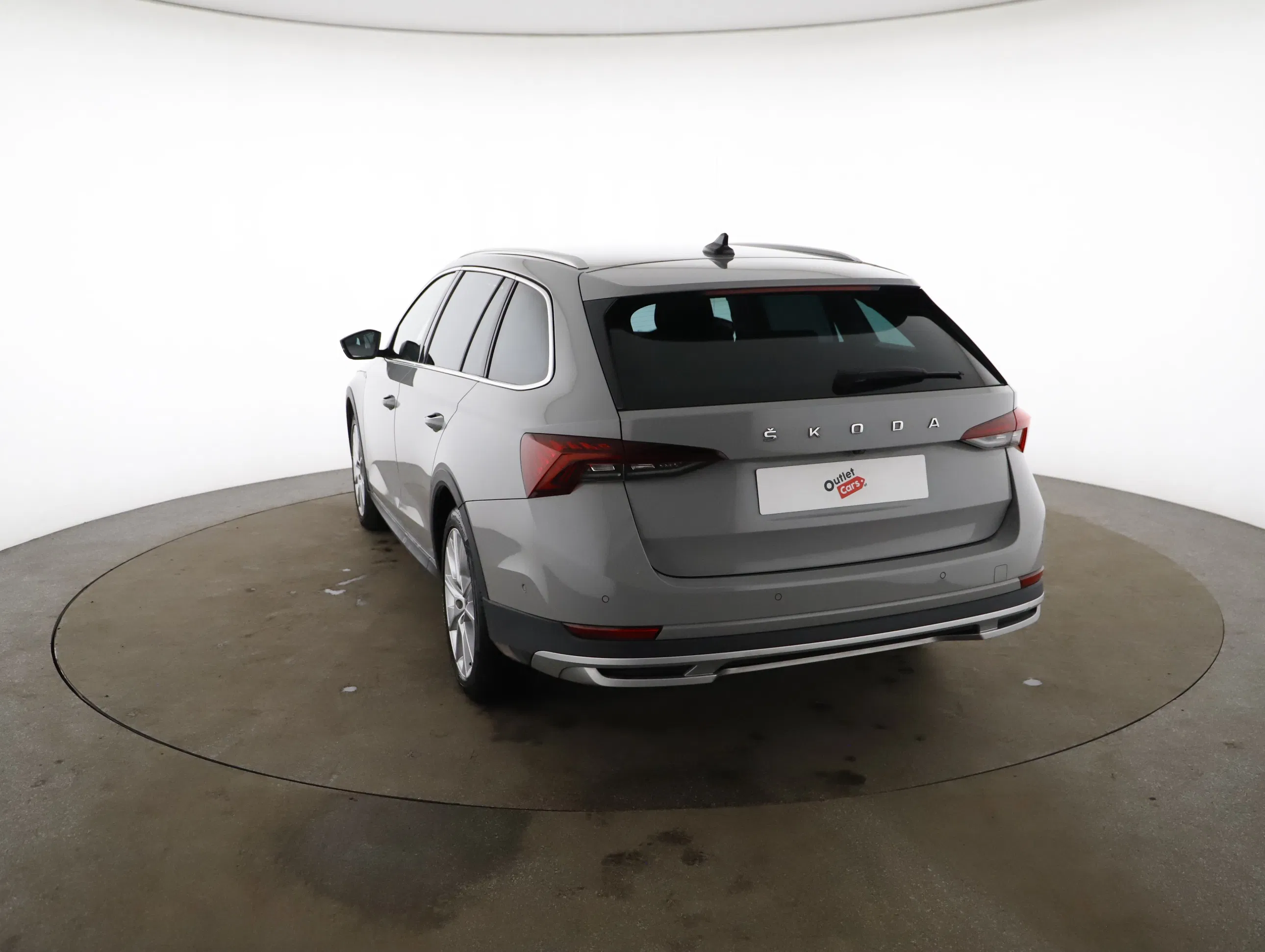 Skoda Octavia Combi Scout 4X4 2.0 TDI DSG | Bild 19 von 23