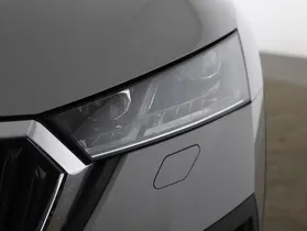 Skoda Octavia Combi Scout 4X4 2.0 TDI DSG | Thumbnail 20 von 23