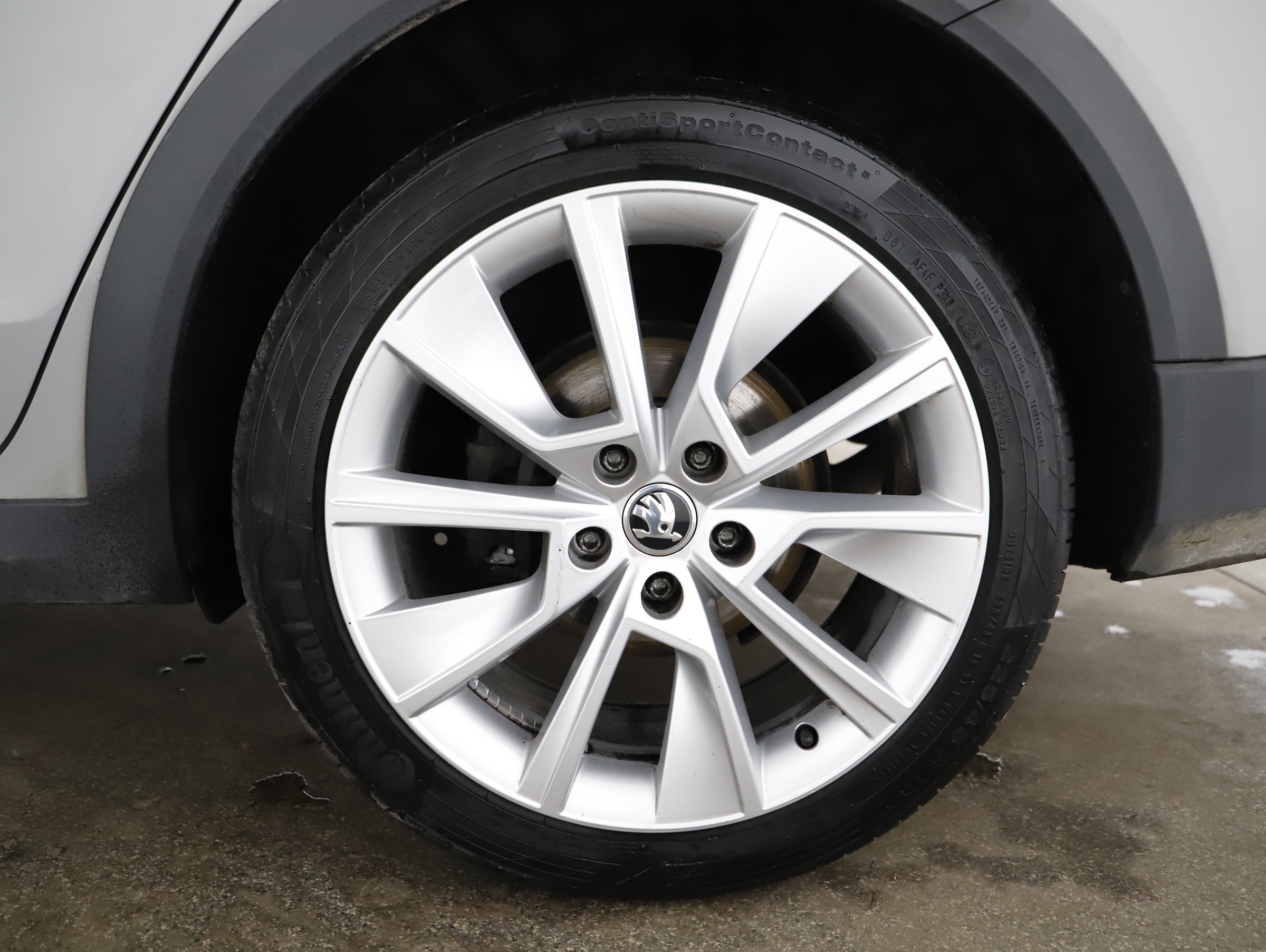 Skoda Octavia Combi Scout 4X4 2.0 TDI DSG | Bild 21 von 23