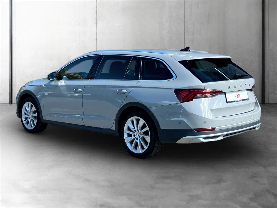 Skoda Octavia Combi Scout 4X4 2.0 TDI DSG | Bild 4 von 25