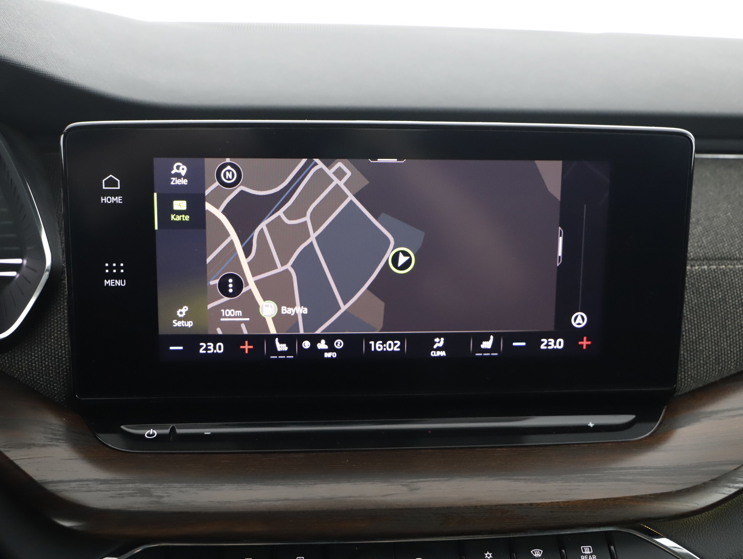 Skoda Octavia Combi Scout 4X4 2.0 TDI DSG | Bild 8 von 23