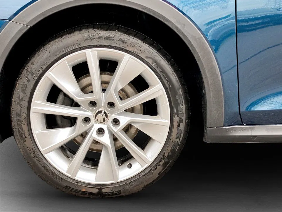 Skoda Octavia Combi 2.0 TDI 4x4 Scout | Bild 6 von 7