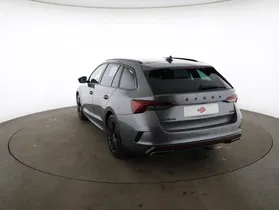 Skoda Octavia Combi 2.0 TDI 4x4 RS | Thumbnail 18 von 22