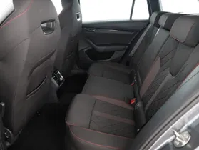 Skoda Octavia Combi 2.0 TDI 4x4 RS | Thumbnail 2 von 22