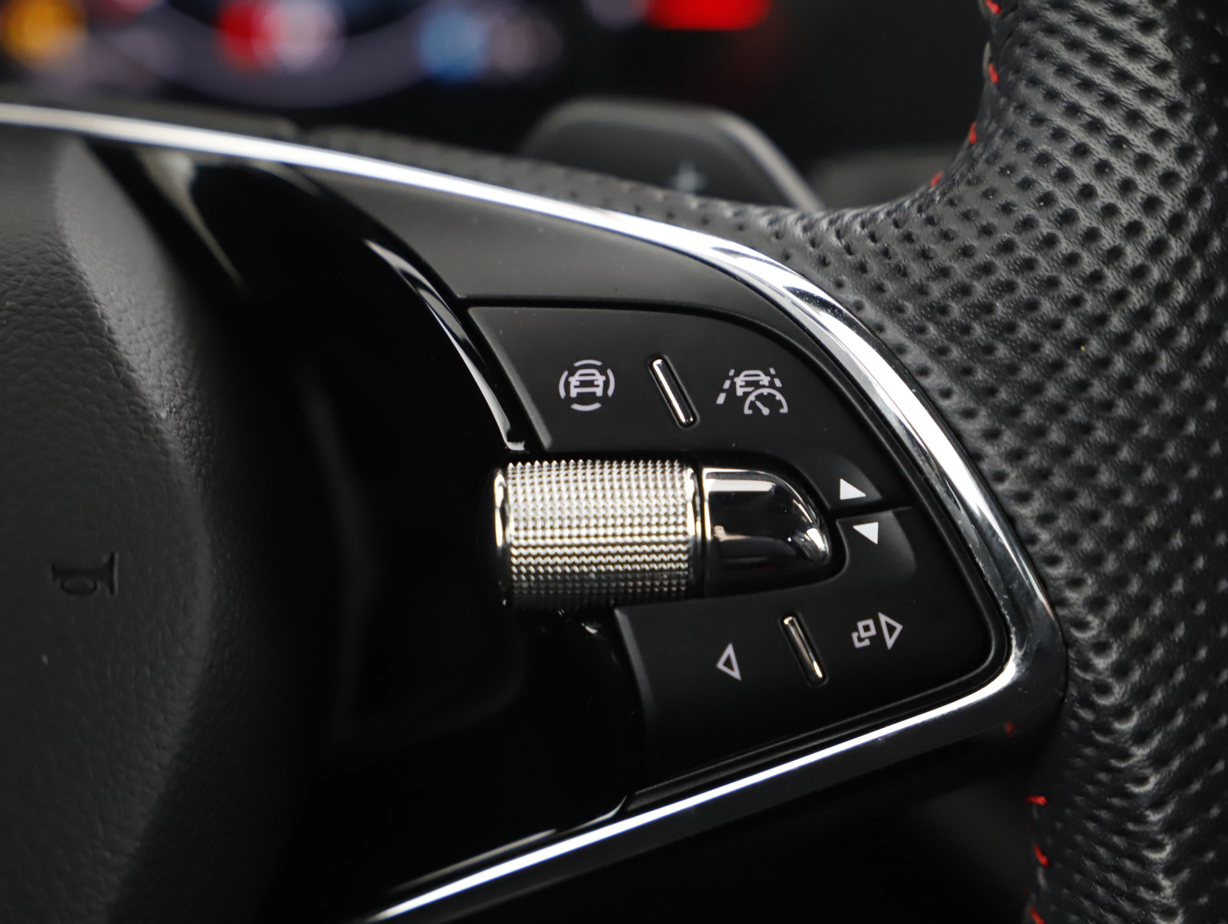 Skoda Octavia Combi 2.0 TDI RS | Bild 11 von 24