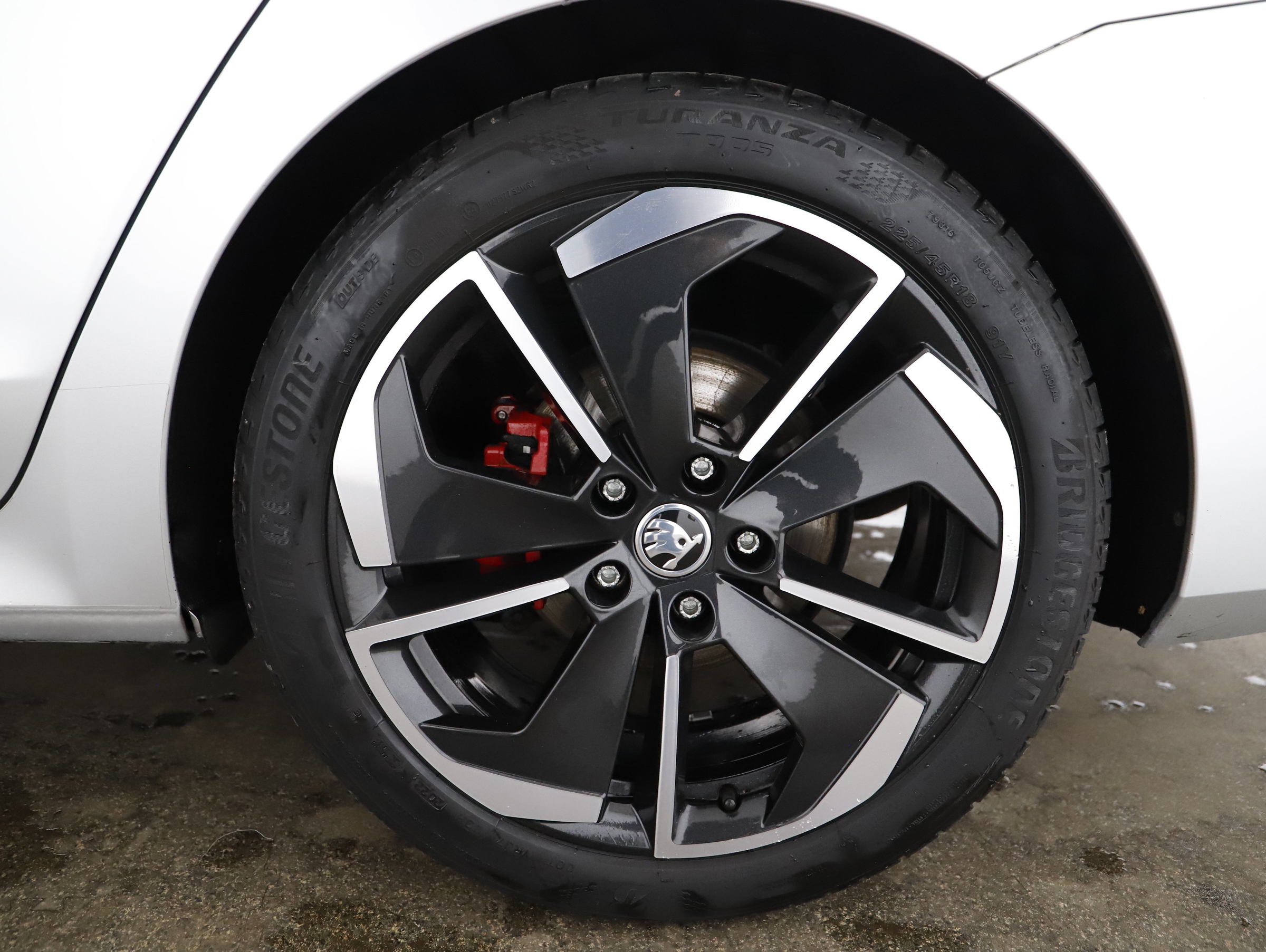 Skoda Octavia Combi 2.0 TDI RS | Bild 4 von 24