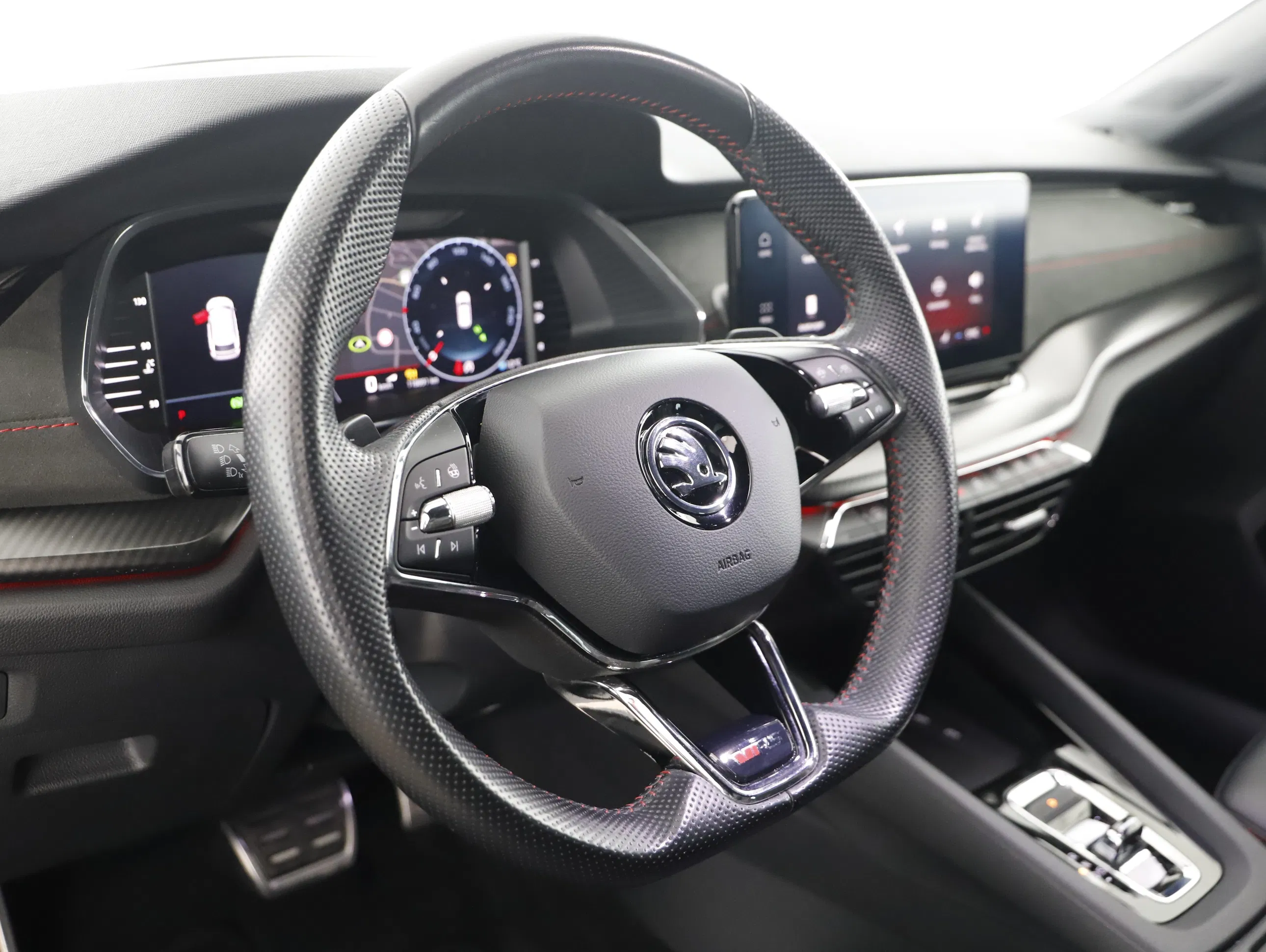 Skoda Octavia Combi 2.0 TDI RS | Bild 8 von 24