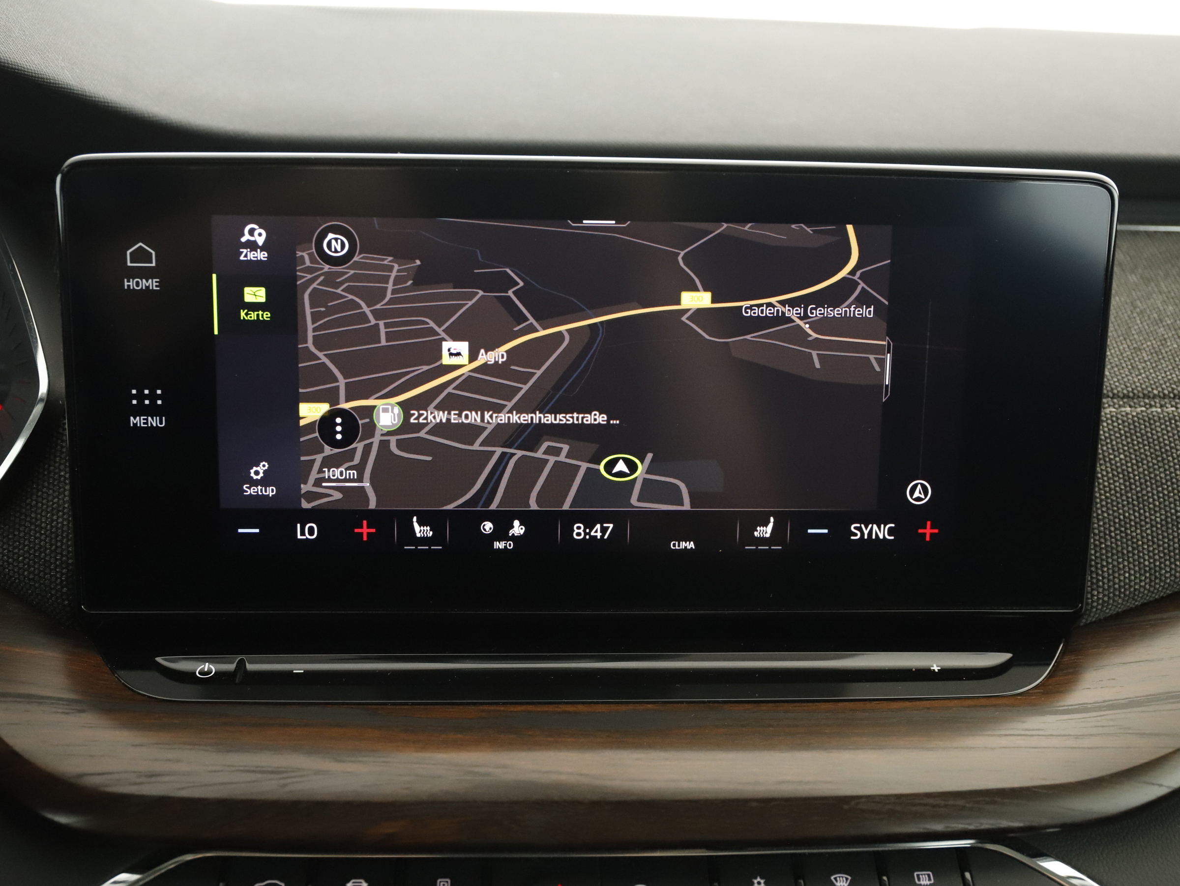 Skoda Octavia Combi 2.0 TDI Scout | Bild 14 von 31