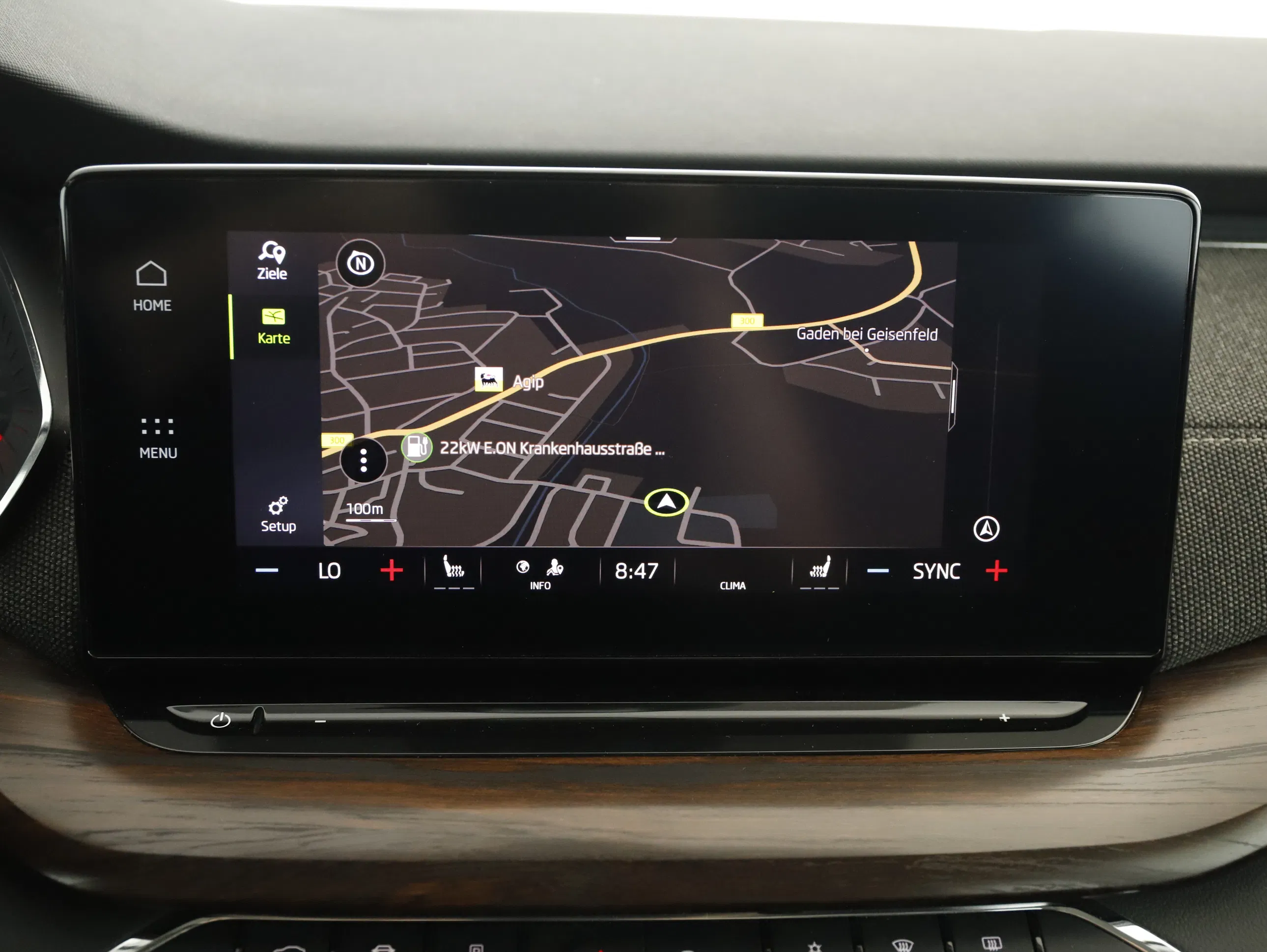 Skoda Octavia Combi 2.0 TDI Scout | Bild 14 von 31