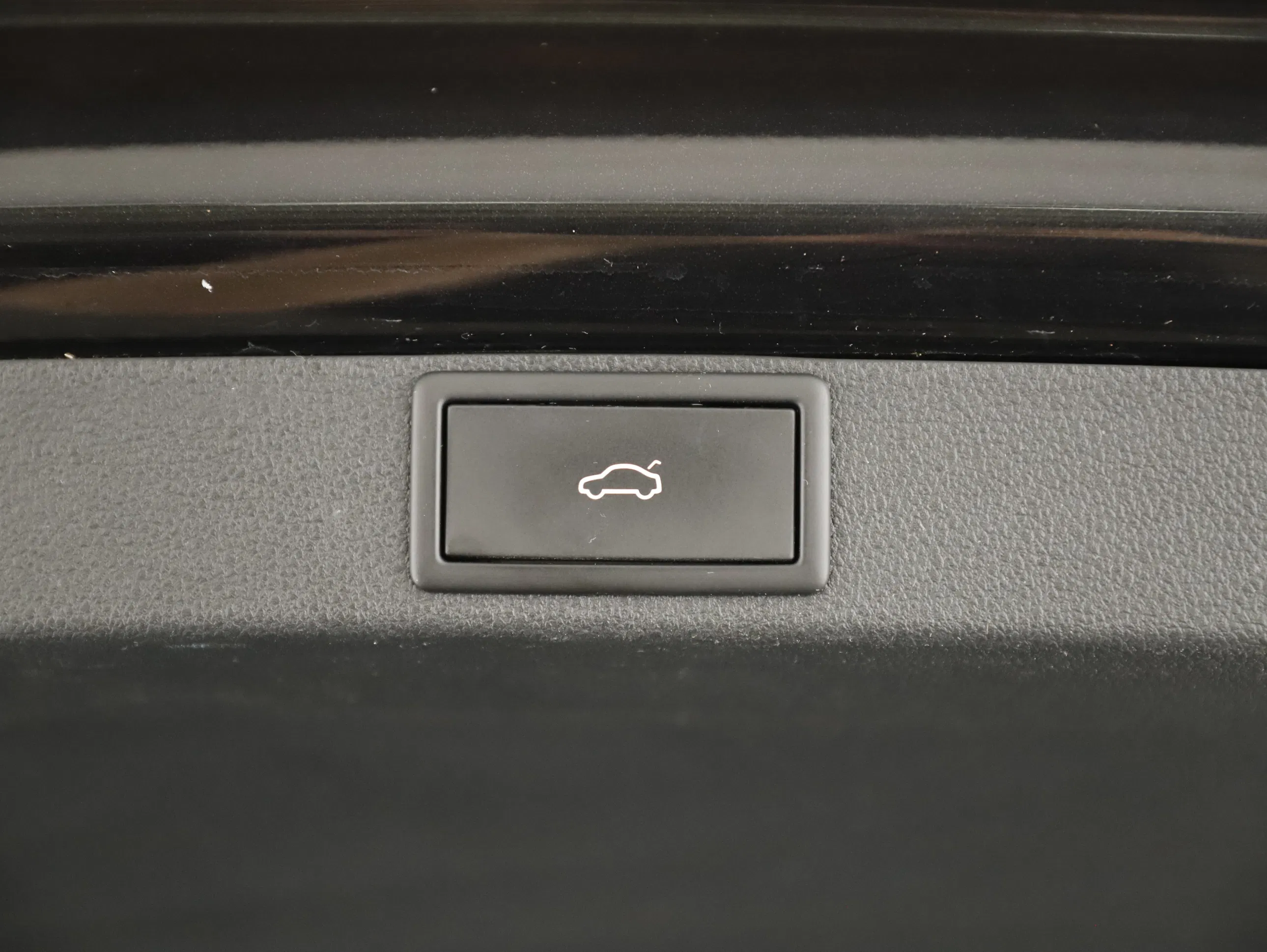 Skoda Octavia Combi 2.0 TDI Scout | Bild 20 von 31