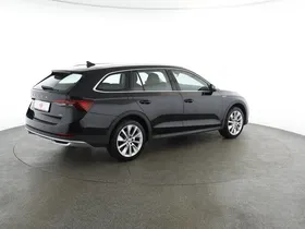 Skoda Octavia Combi 2.0 TDI Scout | Thumbnail 28 von 31