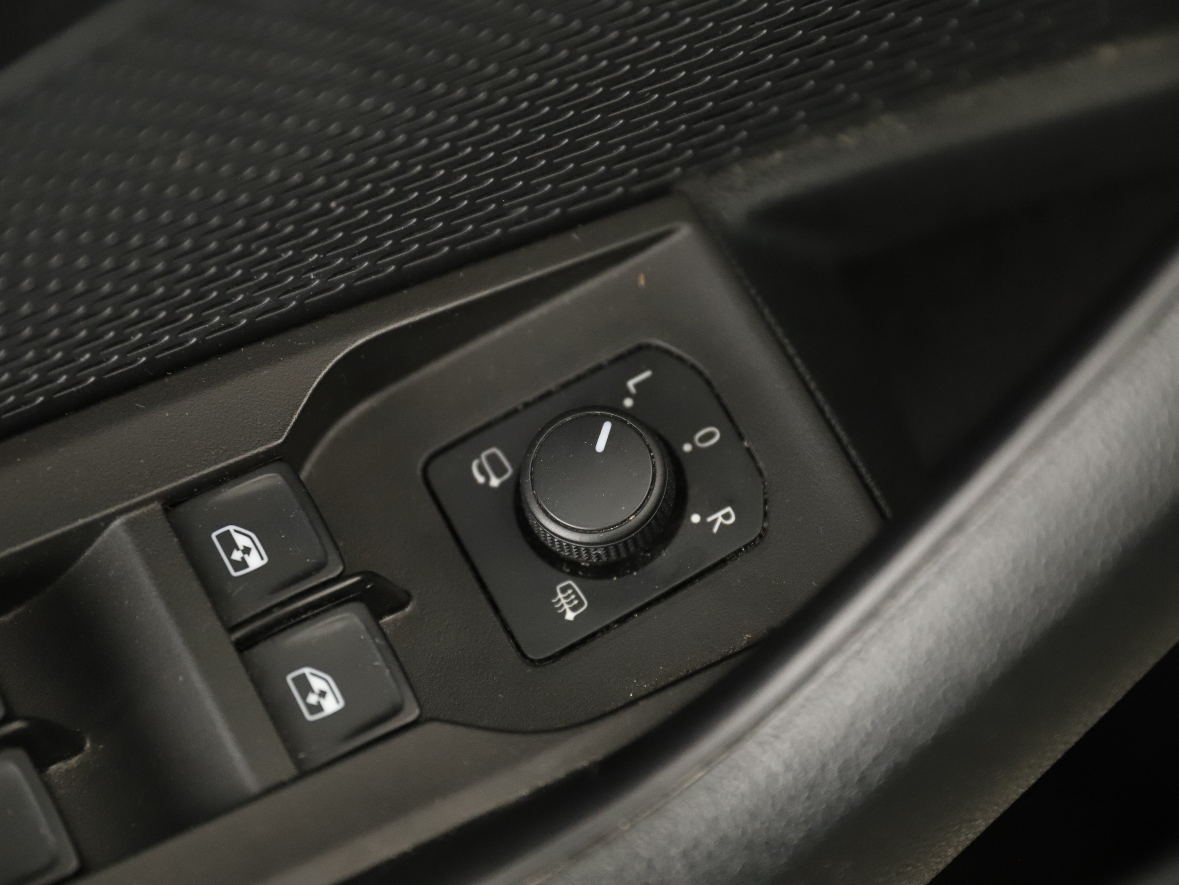 Skoda Octavia Combi 2.0 TDI Scout | Bild 4 von 31