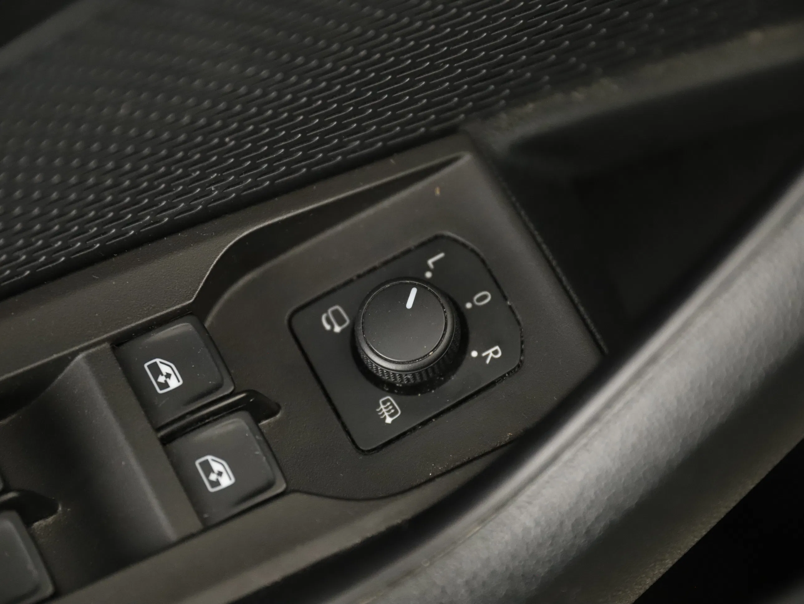 Skoda Octavia Combi 2.0 TDI Scout | Bild 4 von 31