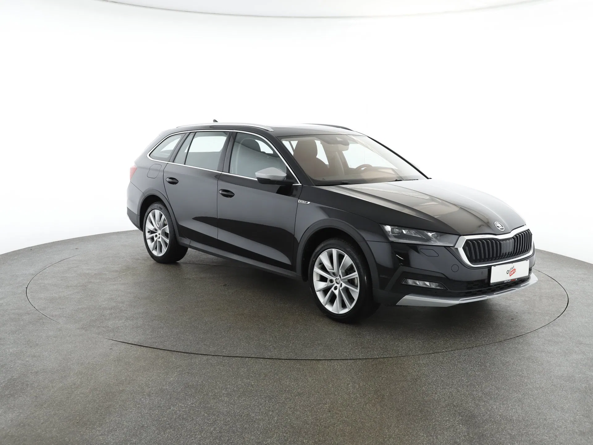 Skoda Octavia Combi 2.0 TDI Scout | Bild 30 von 31