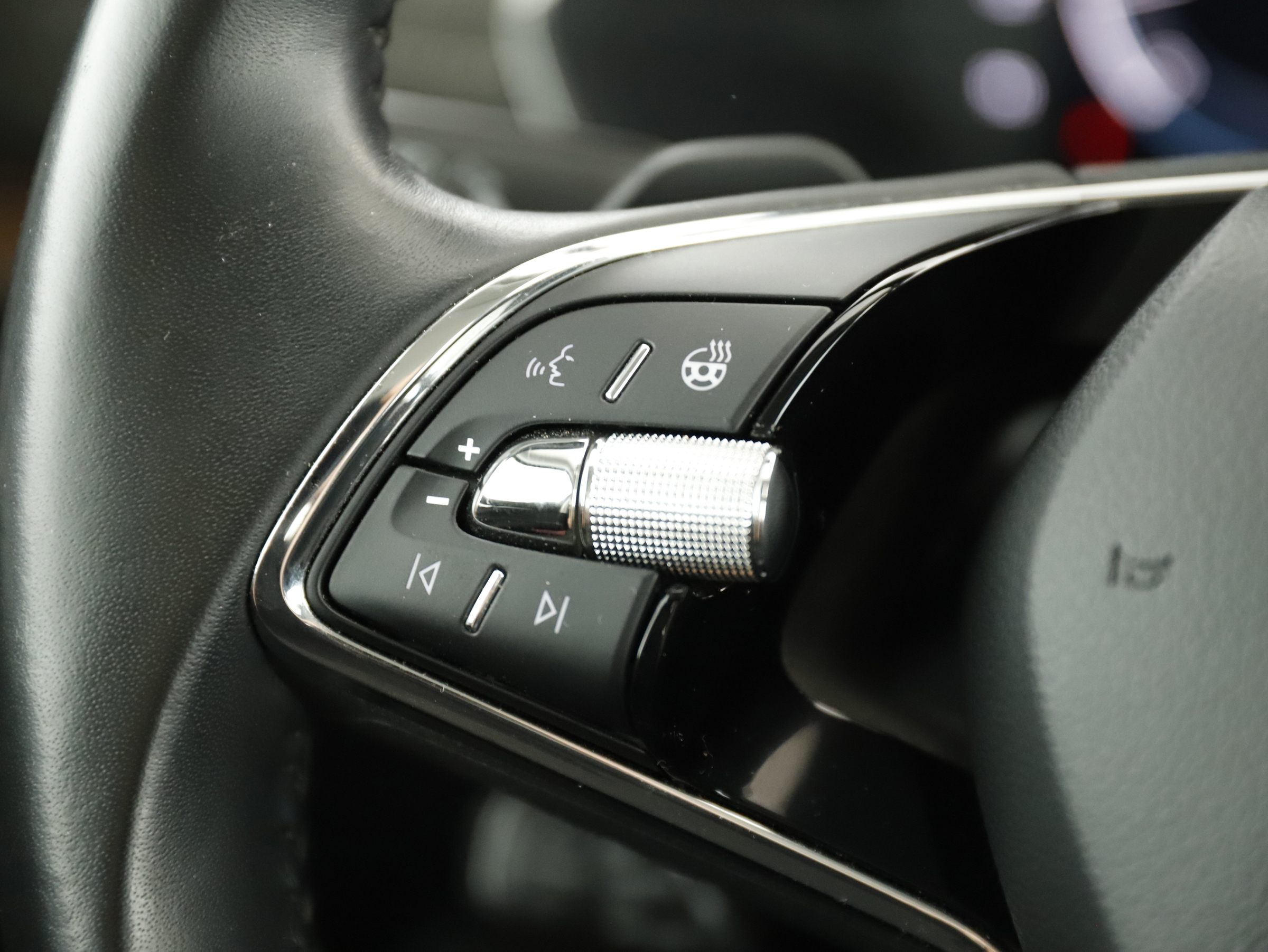 Skoda Octavia Combi 2.0 TDI Scout | Bild 10 von 31